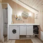 度假居 Gorgeous In With Sauna